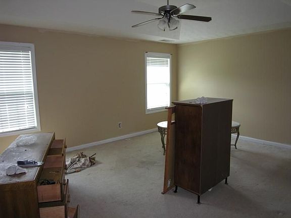 5th image of 954 Rozena Pl