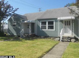 2041 College Ave, Lincoln Park, MI 48146