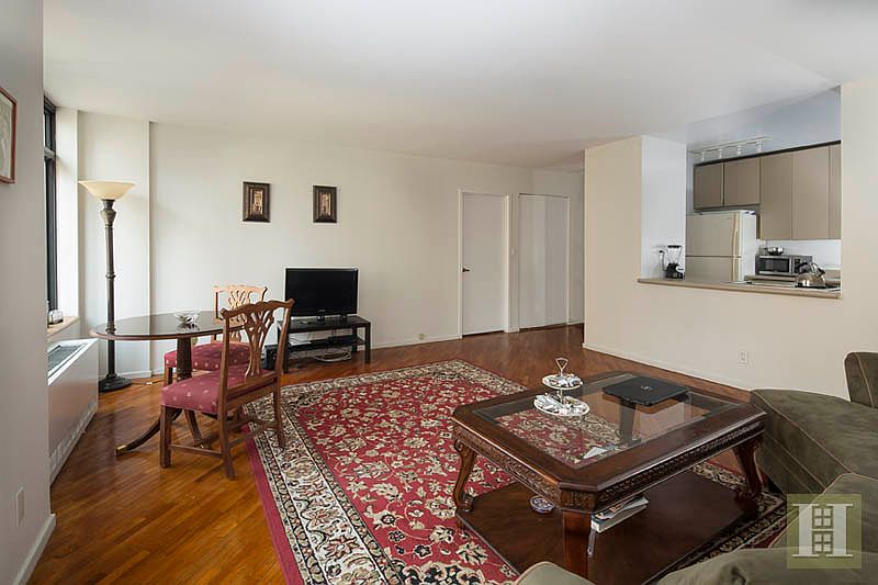 1st image of 400 E 70th St APT 806