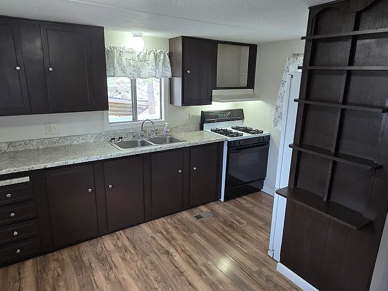 1248 Horton Rd — Photo 4