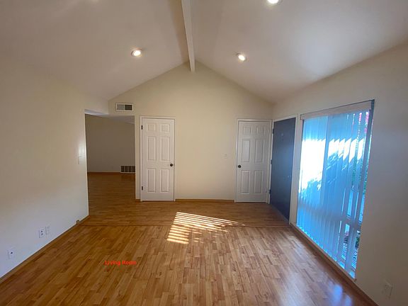 5th image of 2941 McKinley Dr