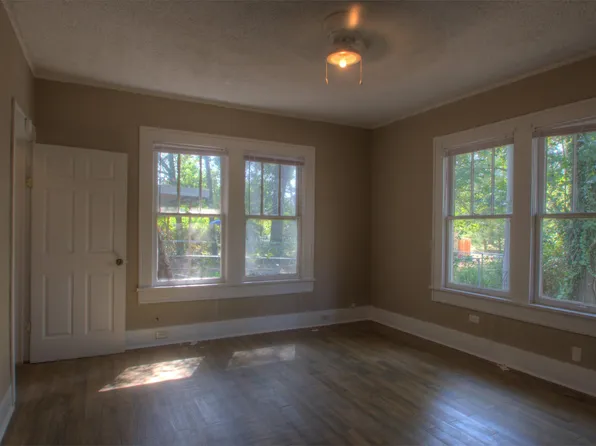 1911 Olive St, Texarkana, TX