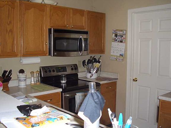 3rd image of 1189 Kenwood Dr