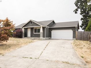 271 Robin Ct, Creswell, OR 97426