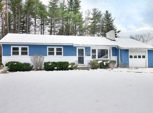 40 Kensington Dr, Chelmsford, MA 01824