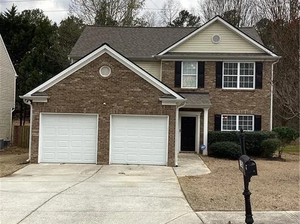 2546 Tullamore Cir, Snellville, GA 30039