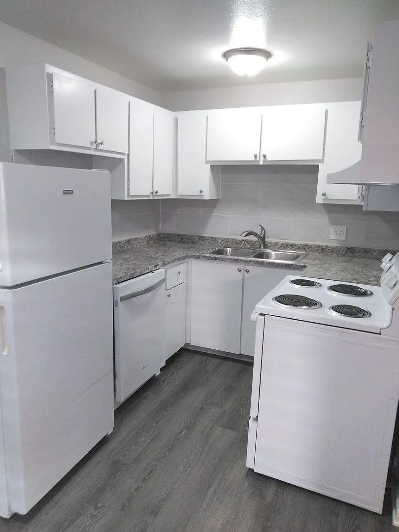Peak Elevation Apartments — Photo 3