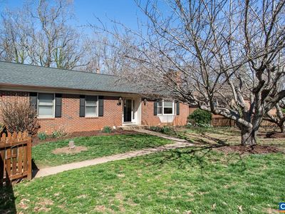 913 Saint Charles Ave, Charlottesville, VA, 22901