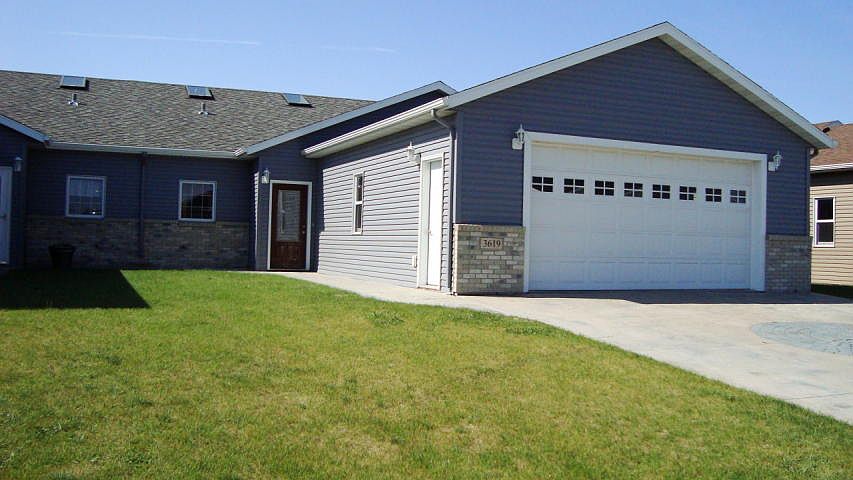 1st image of 3619 11th Ave S
