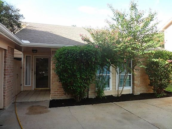 3rd image of 13322 Pantano Dr