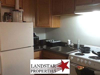 1st image of 1023 W Argyle St APT 323