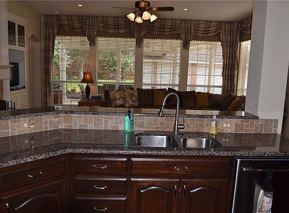 5th image of 1836 Windsong Cir