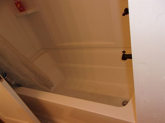 3rd image of 411 S B St