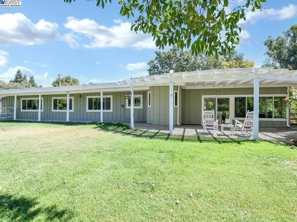 323 El Pintado Heights Dr, Danville, CA 94526