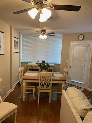 Dining Room - 32 Winners Cir