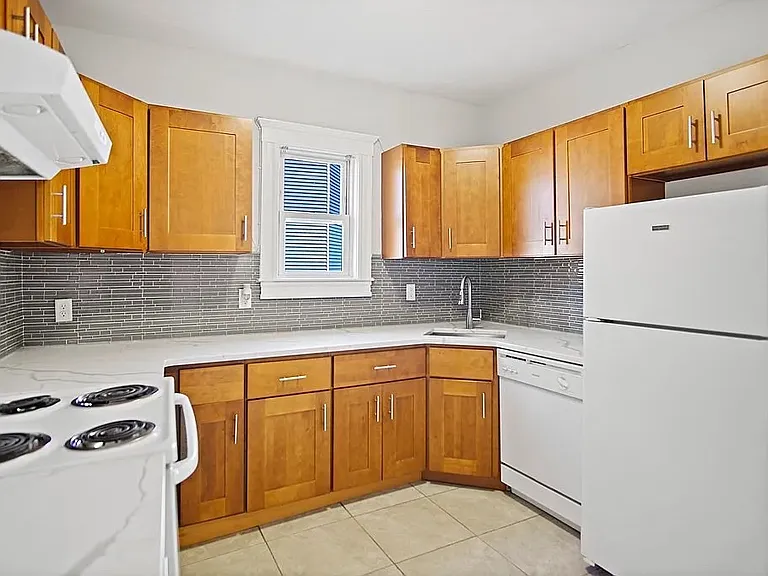 2 Redfield St #2 — Photo 1
