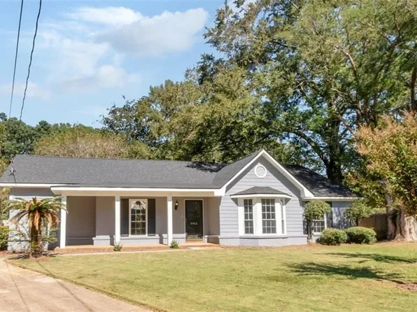 5912 Cansler Dr, Mobile, AL 36609