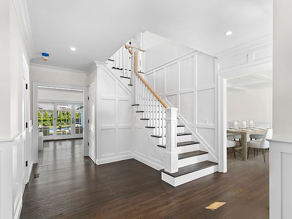 2nd image of 6 Quahog Ln