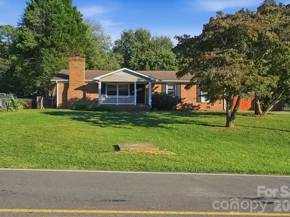 1316 Mayberry Rd, Dallas, NC 28034