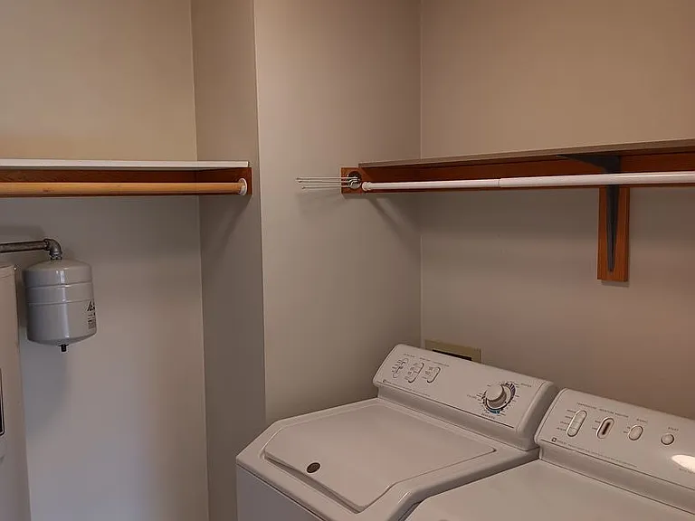 3092 NE Tahoe Ct — Photo 25