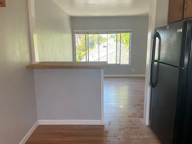 4877 Coronado Ave — Photo 8