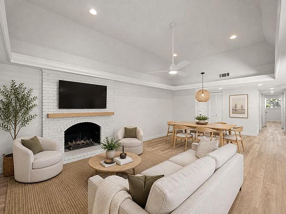 2nd image of 3204 Maywood Ave #B