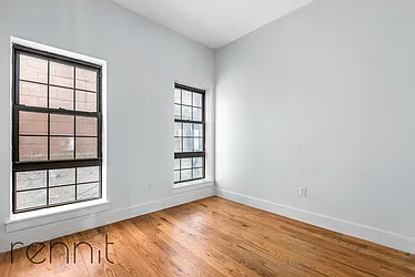 Rented by Rennit Inc.