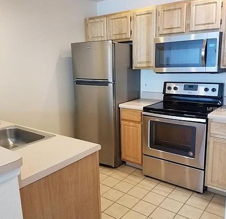 4th image of 4006 Venetian Bay Dr APT 103