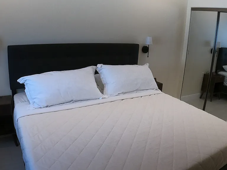 King size bed