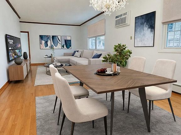 4th image of 304 Fulton Ave #1