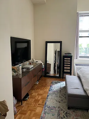 Rented by Cooper & Cooper Real Estate | media 11