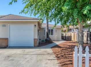 5463 W Santa Ana Ave, Fresno, CA