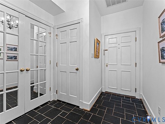 3rd image of 1435 Floyd Ave #204