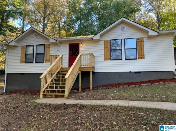 5040 Oak Leaf Cir, Adamsville, AL 35005