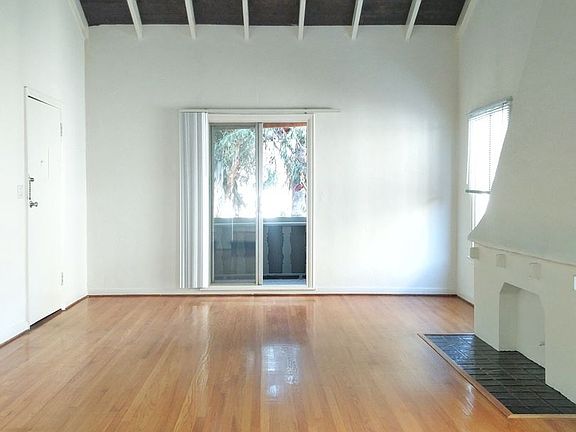 5th image of 360 N Orange Grove Ave APT 4