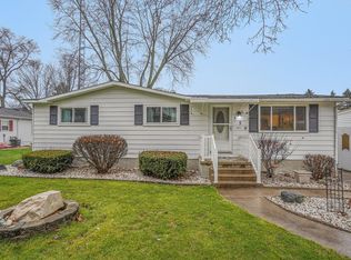 550 Grant St, Ionia, MI 48846