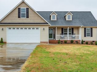 268 Carriage Trace Ln, Lexington, NC 27295