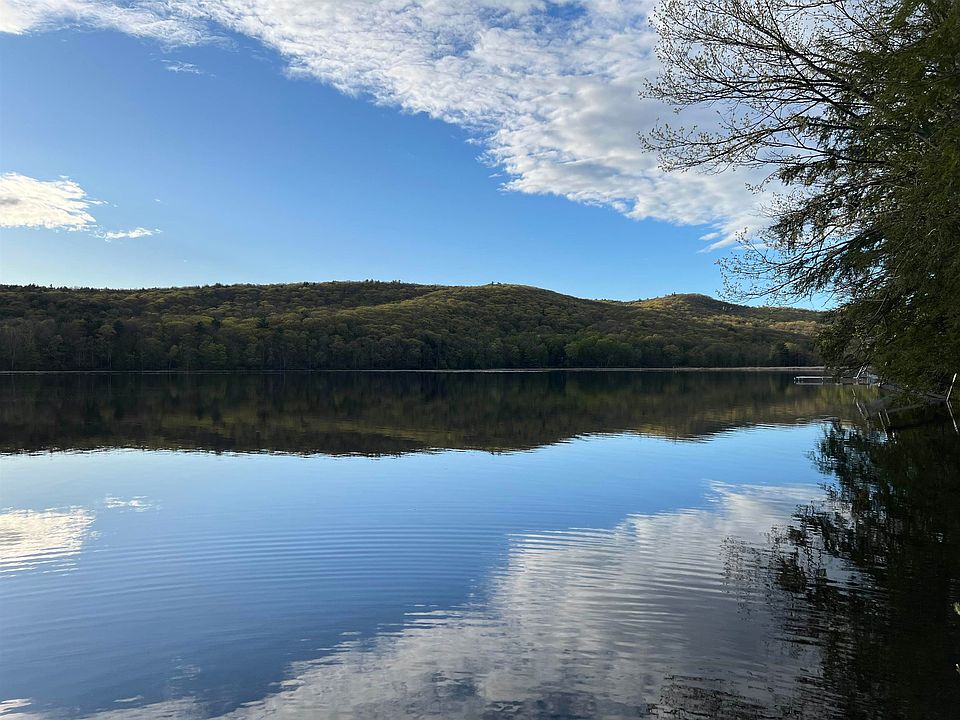 292 Ledgemere Point Rd, Bomoseen, VT 05732 MLS 4951576 Zillow