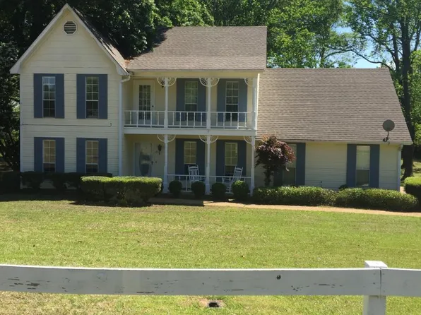 121 Sesame Rd, Tupelo, MS 38801