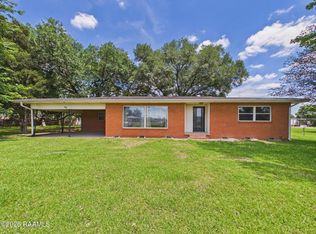 2700 Captain Cade Rd, Broussard, LA 70518