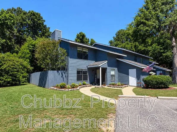 11 Battery Ln, Beaufort, SC 29902