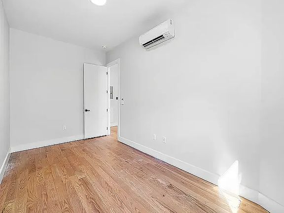 2nd image of 1184 Dean St #3