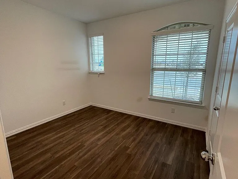 3700 Milkweed Rd — Photo 7