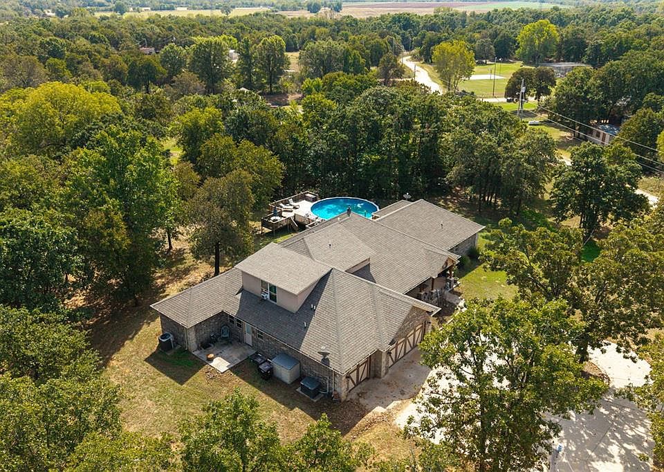 1st image of 19914 Lions Cir