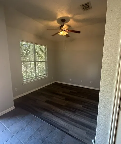 8806 Oakwood Ln — Photo 8