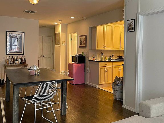 5th image of 69 Leonard St APT 3B