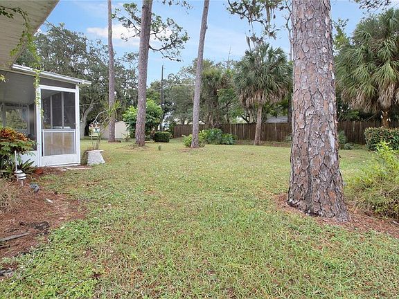 5th image of 2314 Lakeshore Cir
