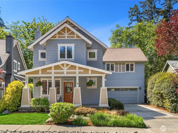 9039 North Town Drive NE, Bainbridge Island, WA 98110
