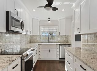 1525 W Vine St, Lodi, CA