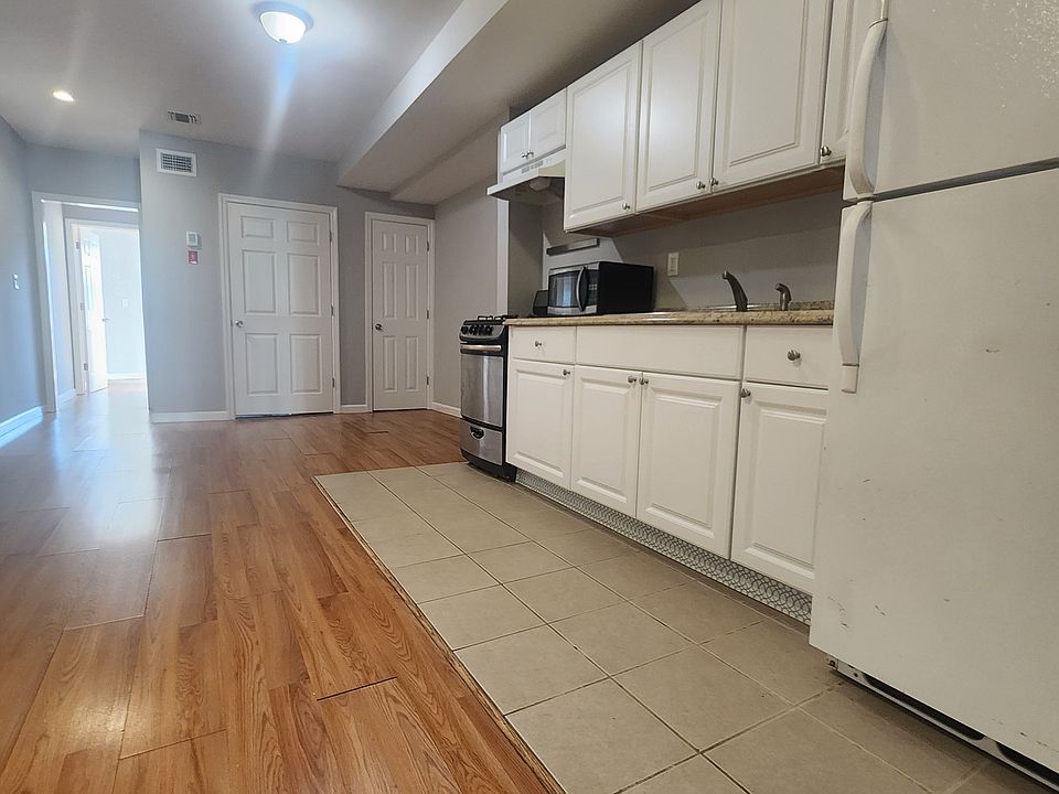 1st image of 49 Audrey Ave APT 3